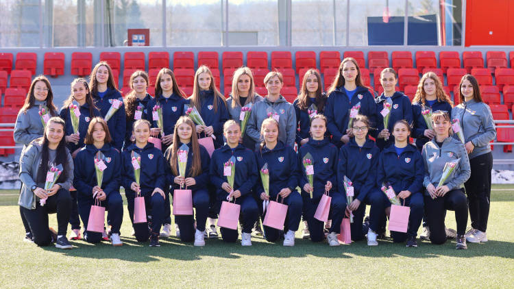 FMF a felicitat Naționala feminină WU16 cu ocazia sărbătorilor de primăvară 