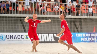 Fotbal pe plajă. Victorie fabuloasă! Moldova – Anglia 4-1!