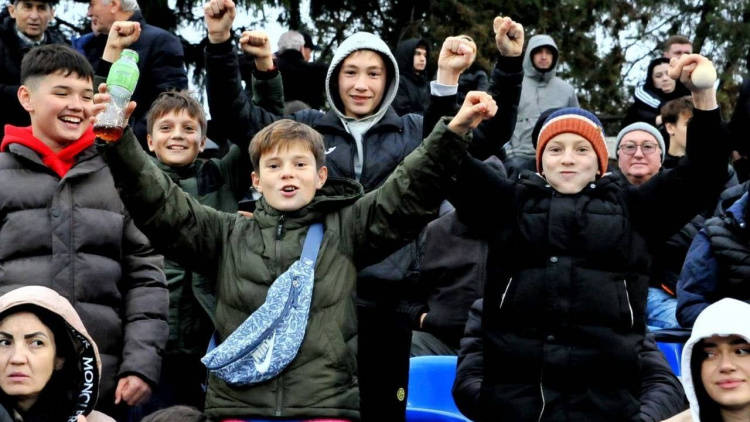 Unde mergem în weekend să privim fotbal