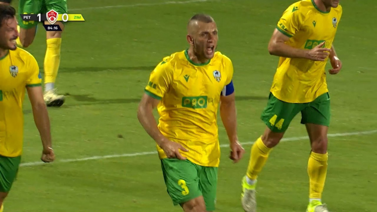 Ștefan Burghiu va juca pentru Real Sireți