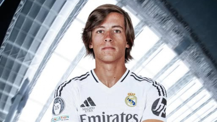 Alvaro Carreras, prezentat oficial la Real Madrid