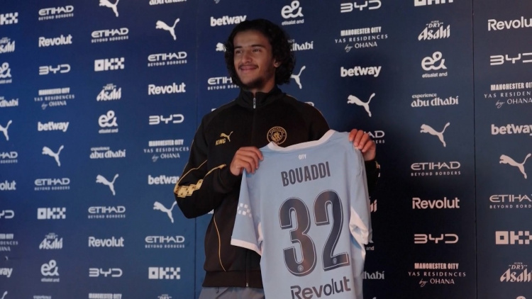 AYYOUB BOUADDI, PREZENTAT LA MANCHESTER CITY