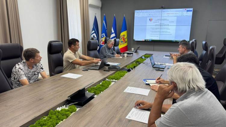 Comitetul de antrenori. Rapoarte și planuri
