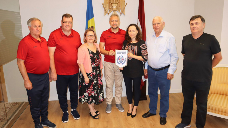 Conducerea ARF Ialoveni, în vizită la Ambasada Republicii Moldova în Letonia