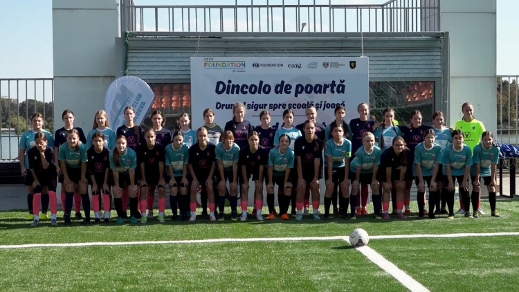 Dincolo de poartă: drumul sigur spre sport și joacă