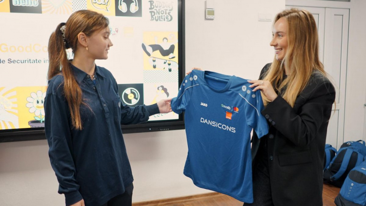 Echipamente noi la Ungheni