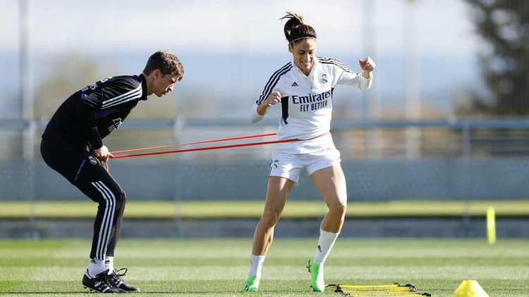 EXCLUSIV. Interviu cu Eugeniu Buza, specialist moldovean în recuperarea sportivă la Real Madrid, feminin