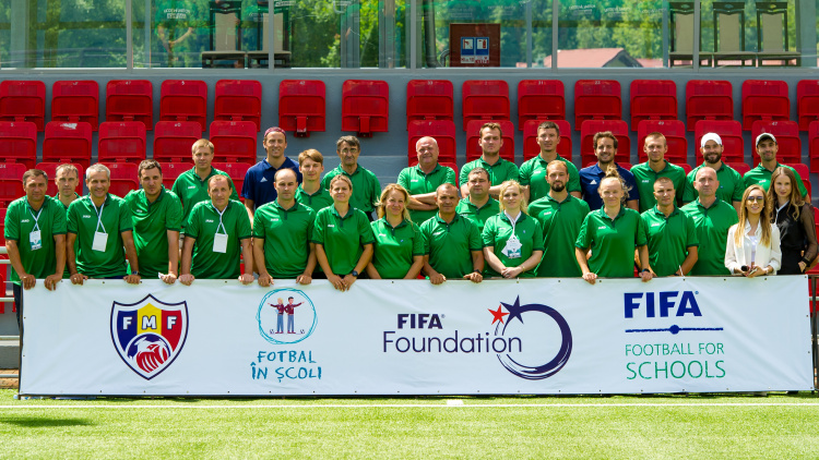 FMF este prima federație din Europa care va implementa programul FIFA "Fotbal pentru școli"!