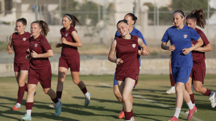 Fotbal feminin. Acvilele, primul antrenament în Cipru