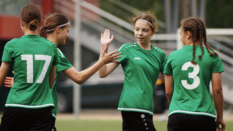 Fotbal feminin. Meciuri amicale între Selecționatele Regionale WU14 