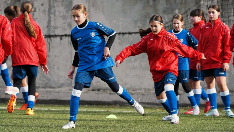 Fotbal feminin. Procesul de formare a selecționatei regionale WU14, cu participarea a trei cluburi din capitală