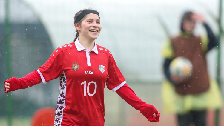 Fotbal feminin. Selecționata WU19, la un pas de calificarea în Liga ”A” europeană