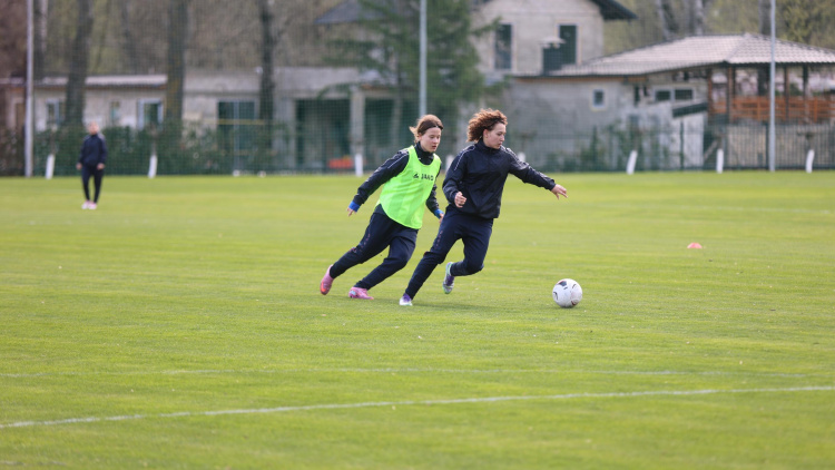 Fotbal feminin WU19. Naționala continuă pregătirile pentru preliminarii