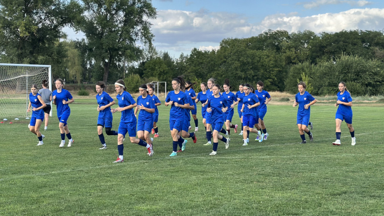 Fotbal feminin WU19. Naționala s-a reunit în cantonament