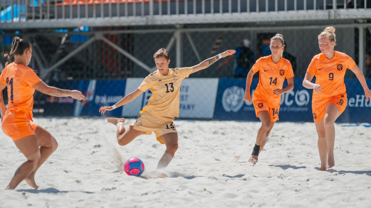 Fotbal pe plajă. Campionatul European EBSL. Ziua 3
