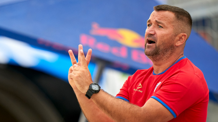 Fotbal pe plajă. Declarația selecționerului Ruslan Pernai înainte de startul Moldovei în Euro Beach Soccer League 2025
