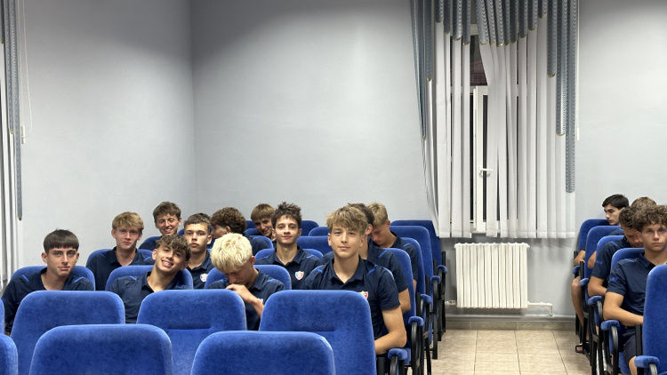 Integritate. Seminare de instruire anti-mită și anti-match fixing pentru naționala U17
