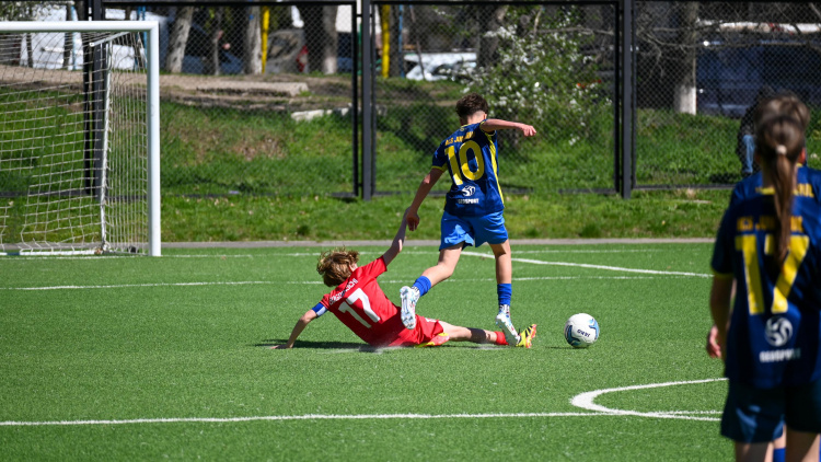 Liga David’s Capital Fotbal în Școli. S-au stabilit semifinalistele, clasele a 8-a
