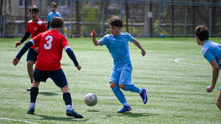 Liga David’s Capital Fotbal în Școli. S-au stabilit semifinalistele, clasele a 8-a
