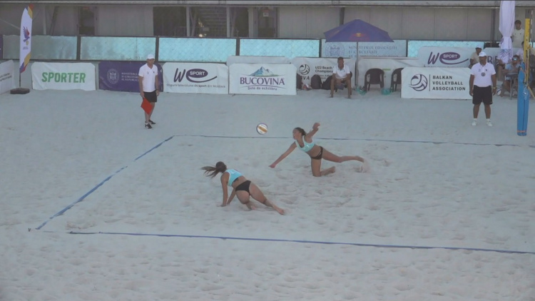 Moldova, argint la Campionatul Balcanic de volei pe plajă