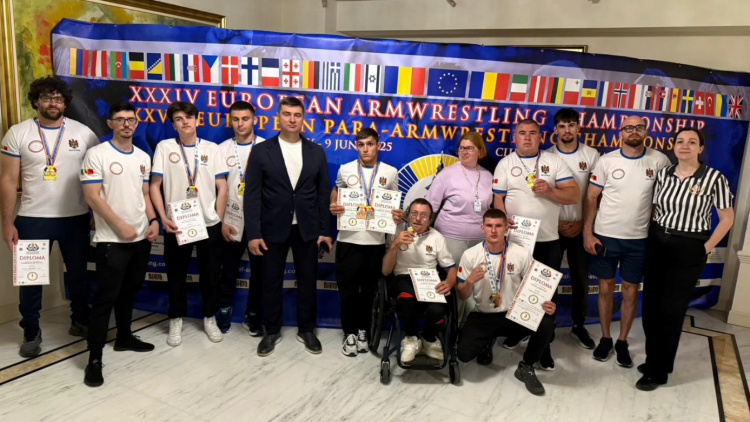 Moldova strălucește la Europenele de Armwrestling