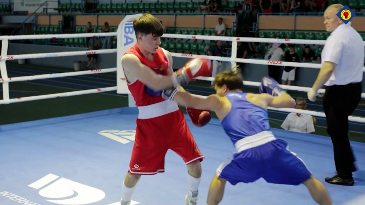 Moldova vs România în main event-ul serii
