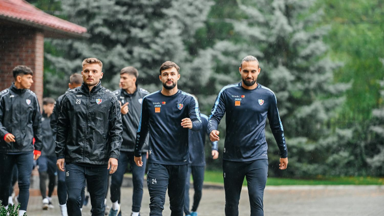 Naționala. Imagini de la primul antrenament al tricolorilor înaintea meciului cu România 
