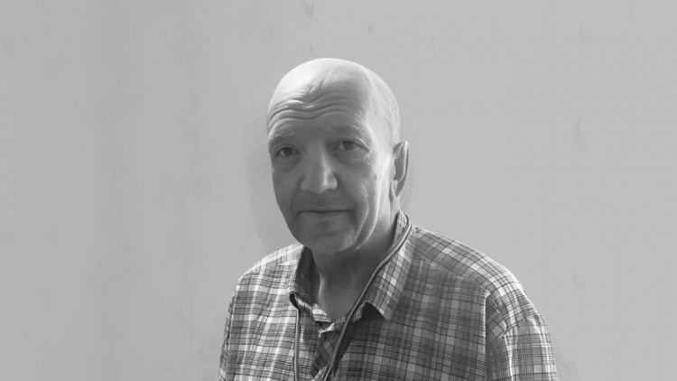 S-a stins Valeriu Curoș…