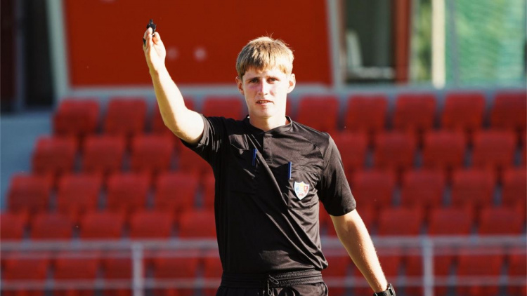 Seminar dedicat arbitrilor tineri