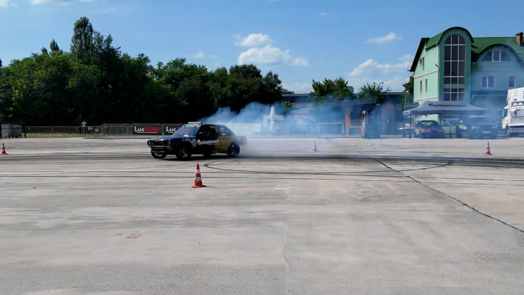 Spectacol la Campionatul Național de Drift