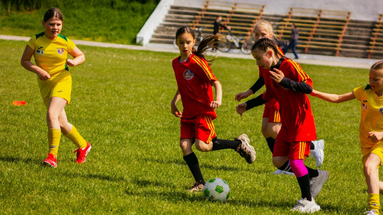 Start promițător pentru viitorul fotbalului feminin. A debutat Liga Regională WU10
