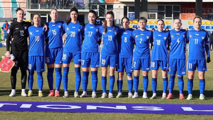 Surprize la naționala feminină de fotbal