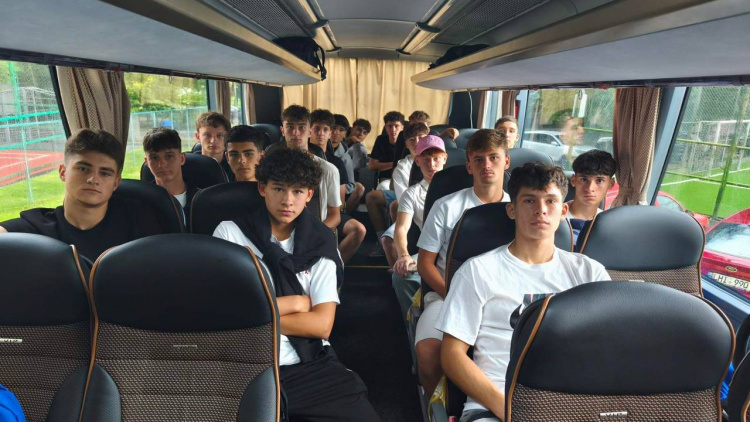 U18. Juniorii s-au reunit pentru duelurile cu România
