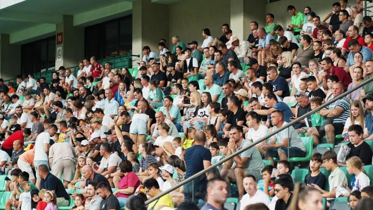 Unde mergem în weekend să privim fotbal