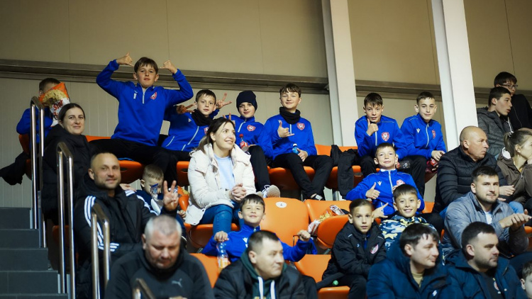 Unde mergem în weekend să privim fotbal