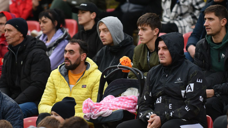 Unde mergem în weekend să privim fotbal