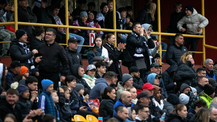 Unde mergem în weekend să privim fotbal