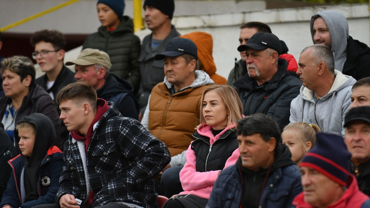 Unde mergem în weekend să privim fotbal 